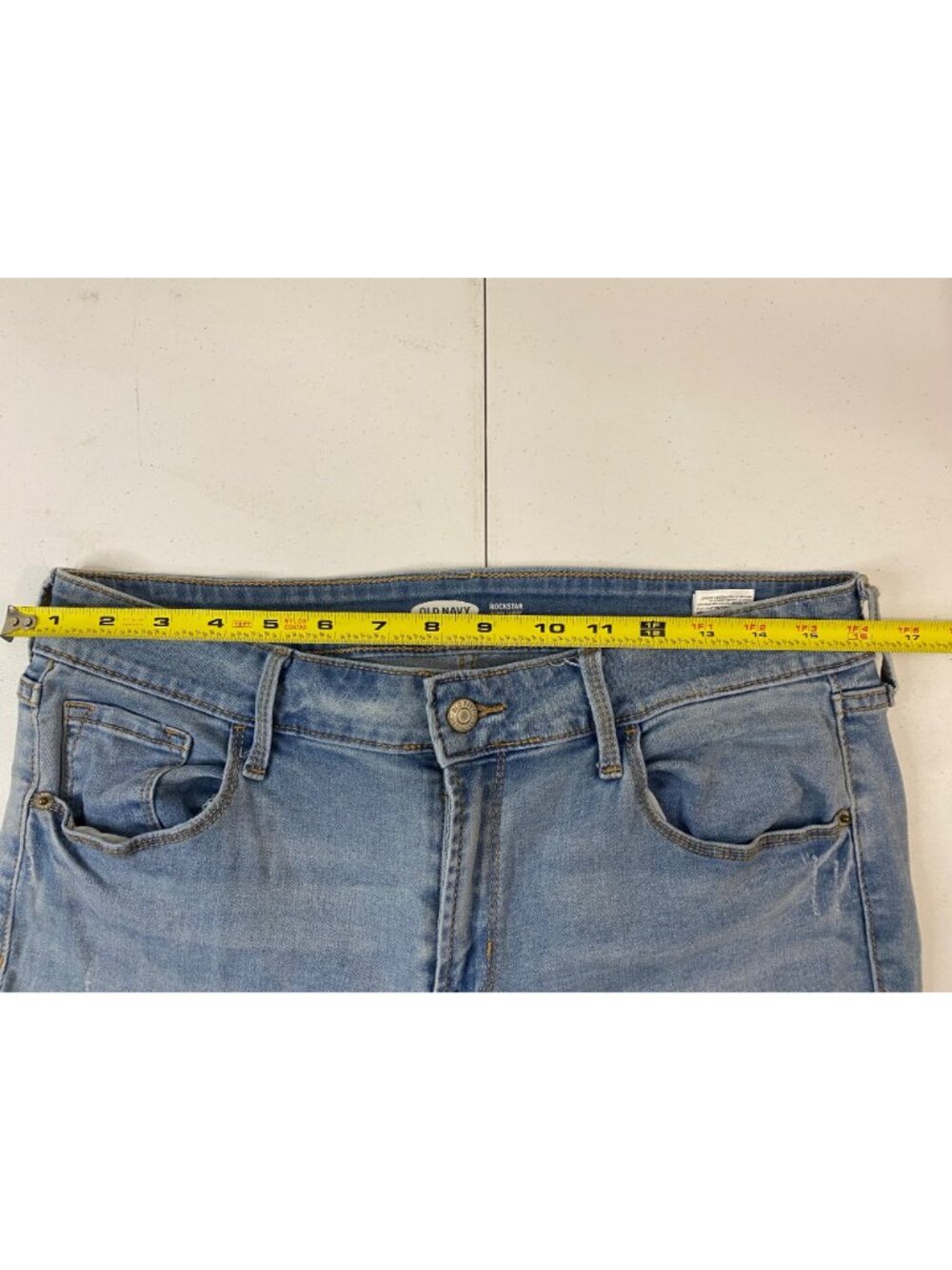 Old Navy Rockstar Super Skinny Light Blue Denim Jeans Women’s Size 12 Regular - Picture 3 of 7